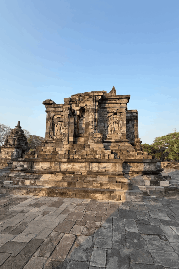 Prambanan Candi Lumbung